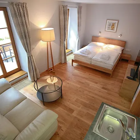 Dobre Casy Bed & Breakfast