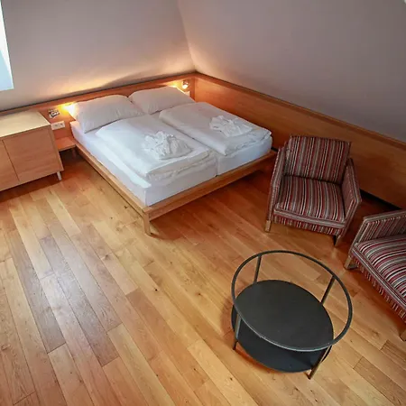 Dobre Casy Panzió Poděbrady